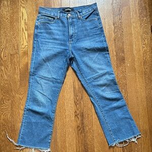 Women's Cropped Blue Jeans